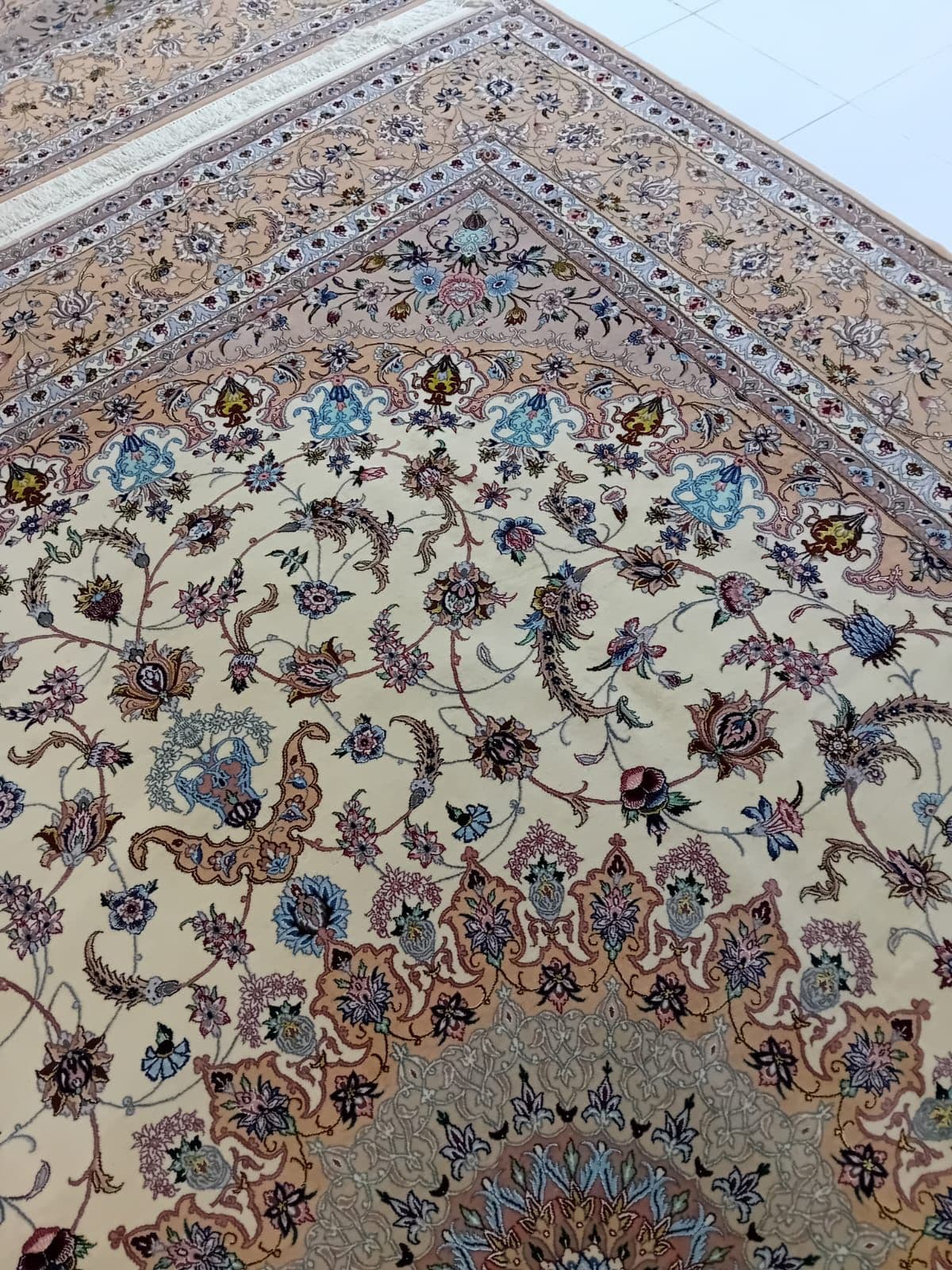 Handmade Esfahan Wool & Silk Carpet - Luxury Persian Rug view 3