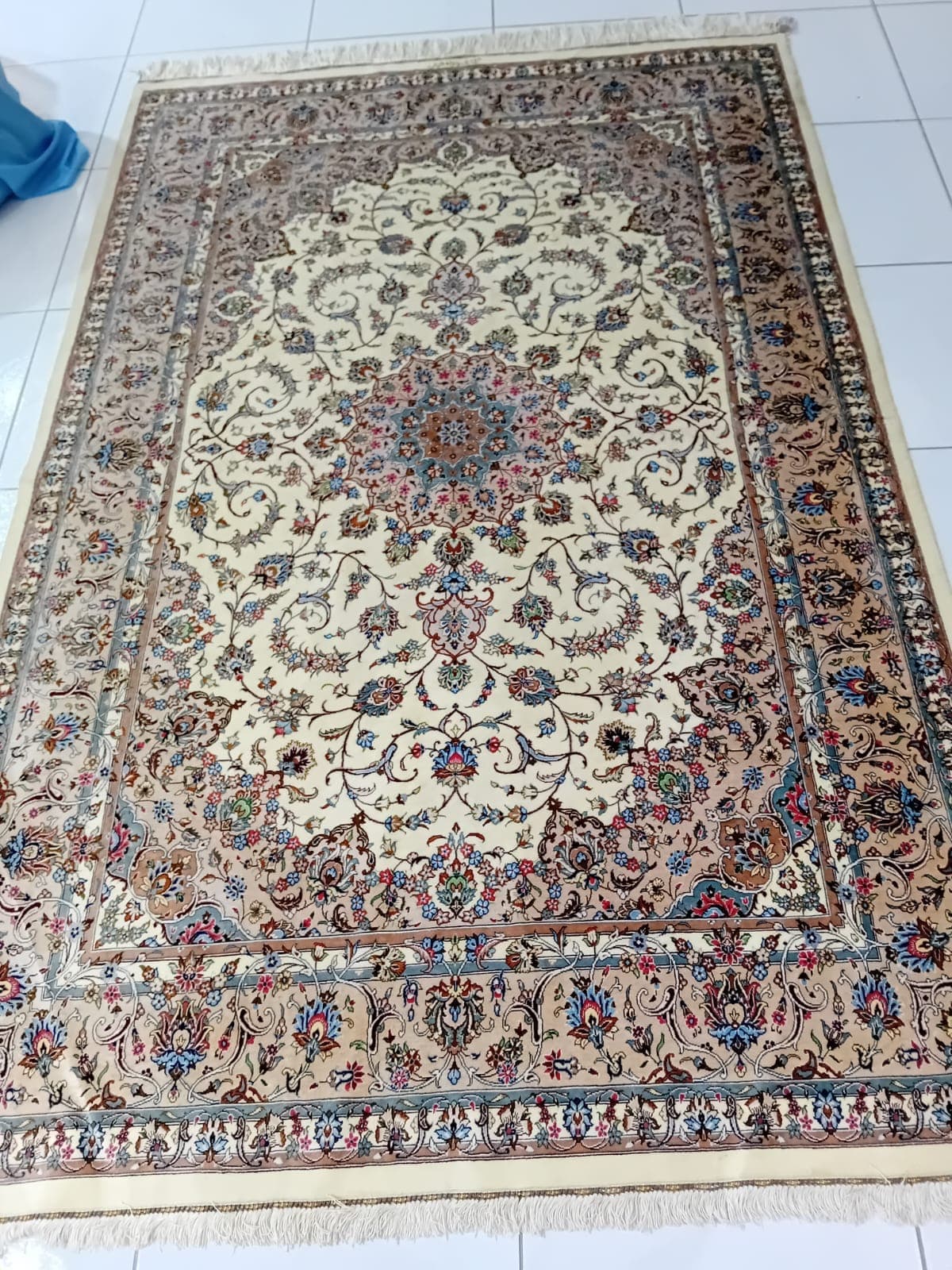 Iranian Handmade Kashan Silk Carpet view 5