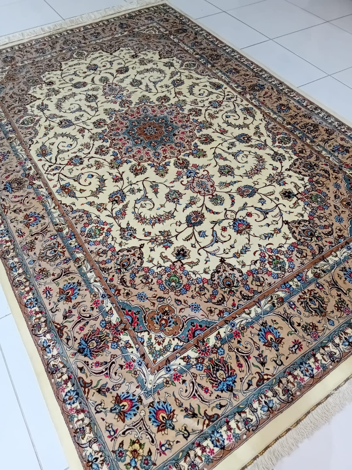 Iranian Handmade Kashan Silk Carpet view 9