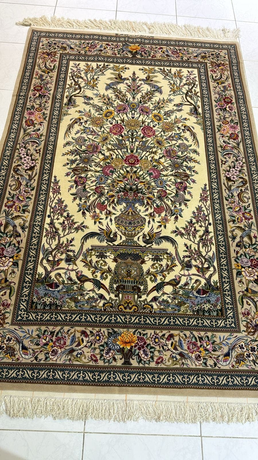 Esfahan Emadi Handmade Wool & Silk Persian Carpet – 2.35m x 1.50m view 3