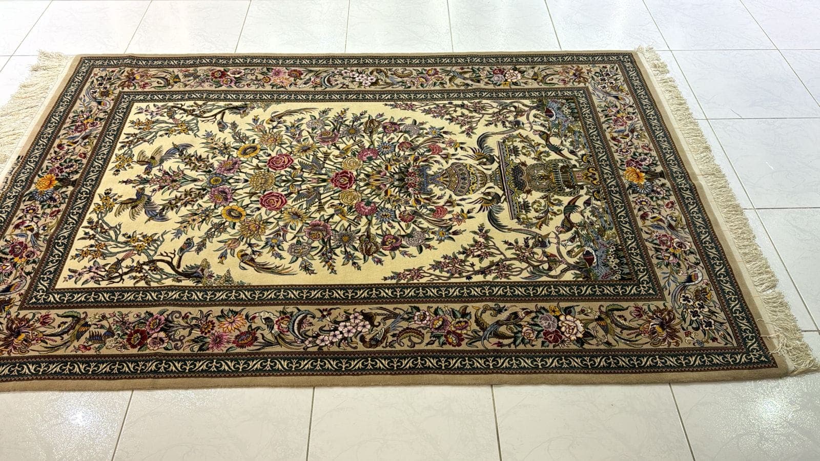 Esfahan Emadi Handmade Wool & Silk Persian Carpet – 2.35m x 1.50m view 6
