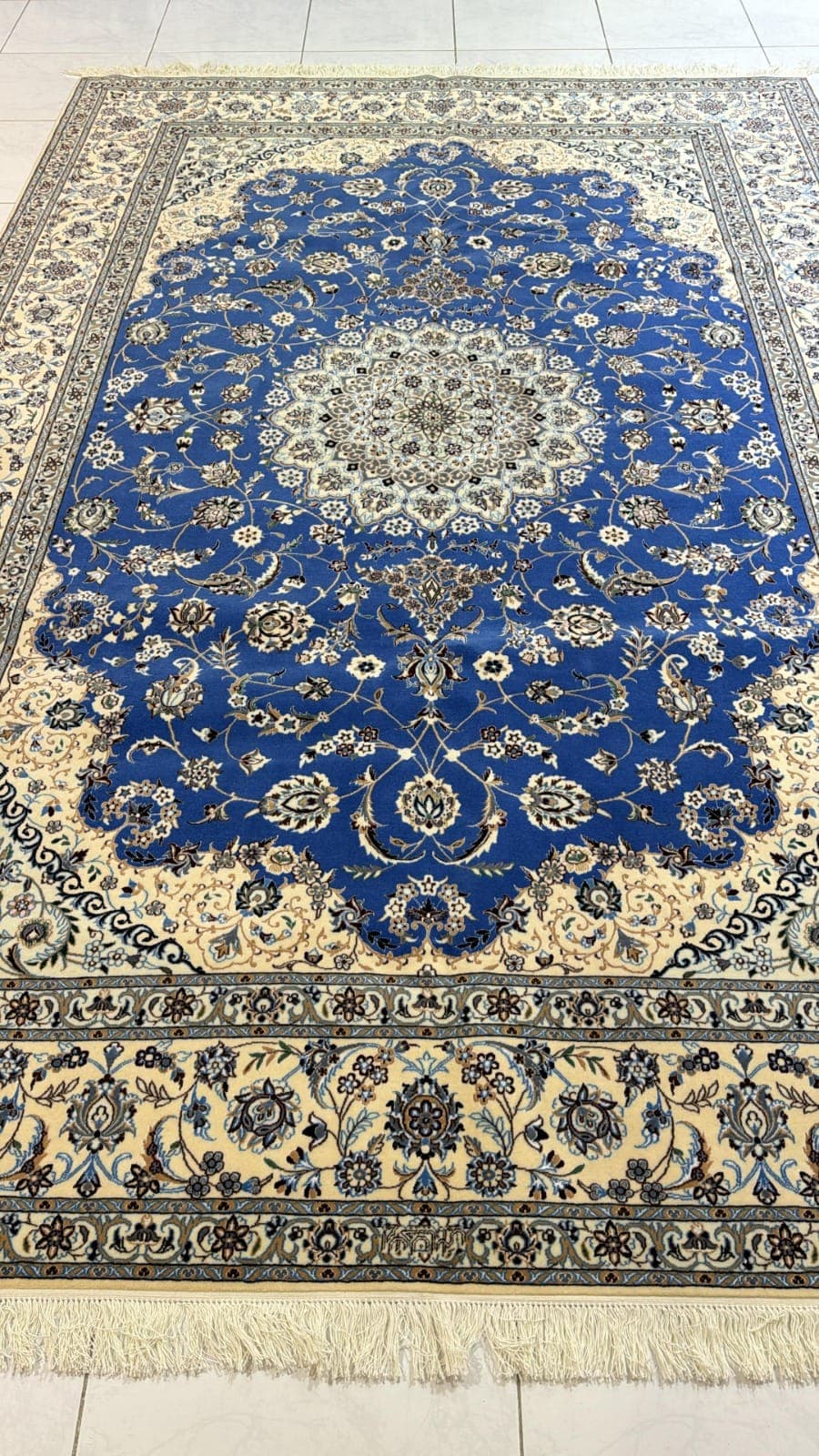 Handmade Iranian Nain Shishla Habibian Carpet – 2m x 3m, Persian Elegance and Craftsmanship view 3