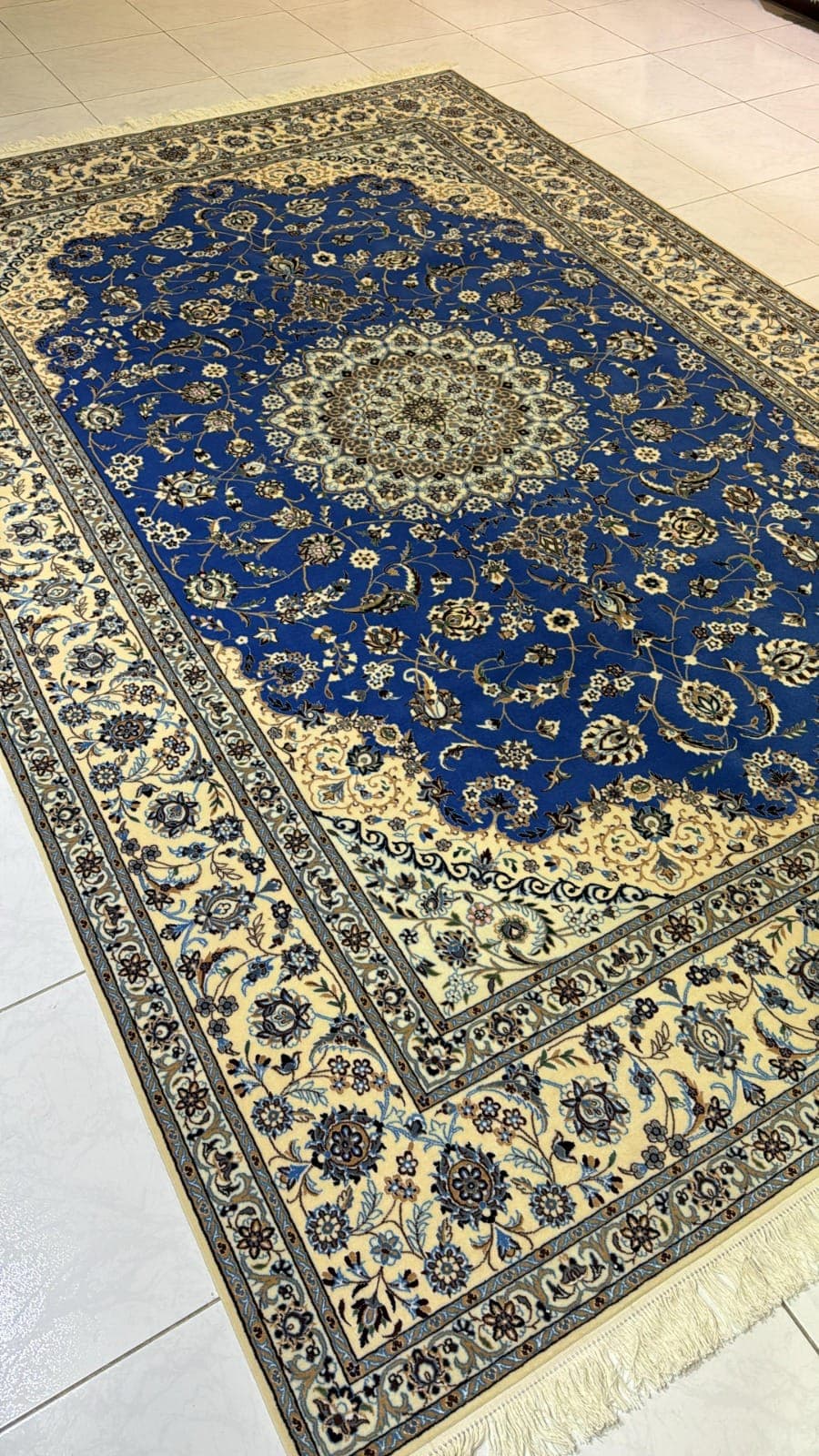 Handmade Iranian Nain Shishla Habibian Carpet – 2m x 3m, Persian Elegance and Craftsmanship view 5