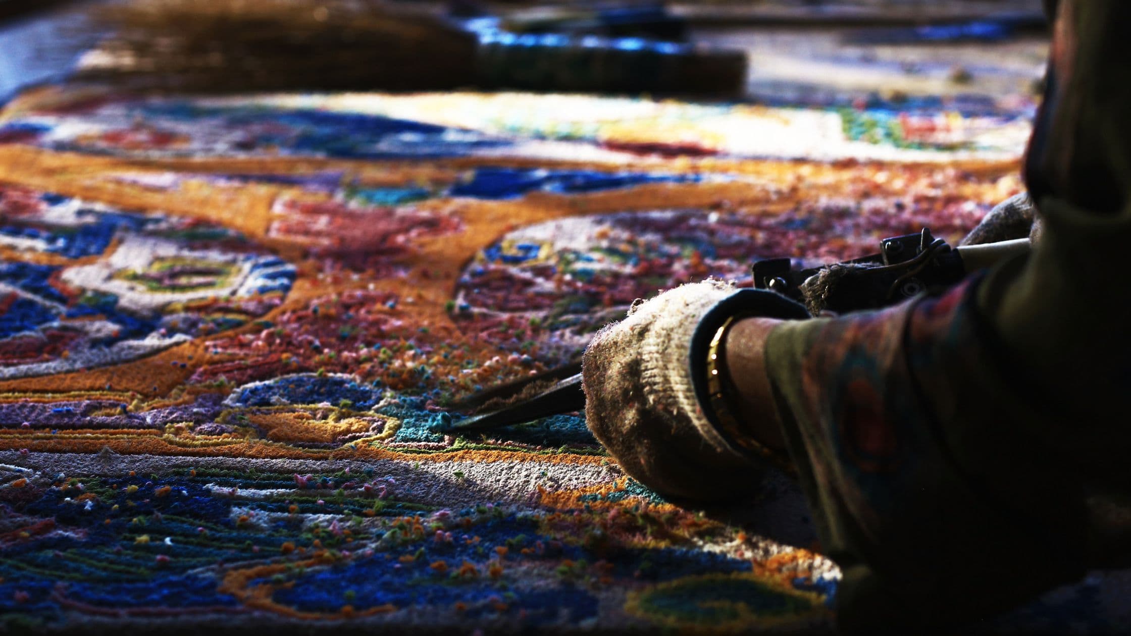 Tradition Meets Trend: Afghan Rugs in Contemporary UAE Design