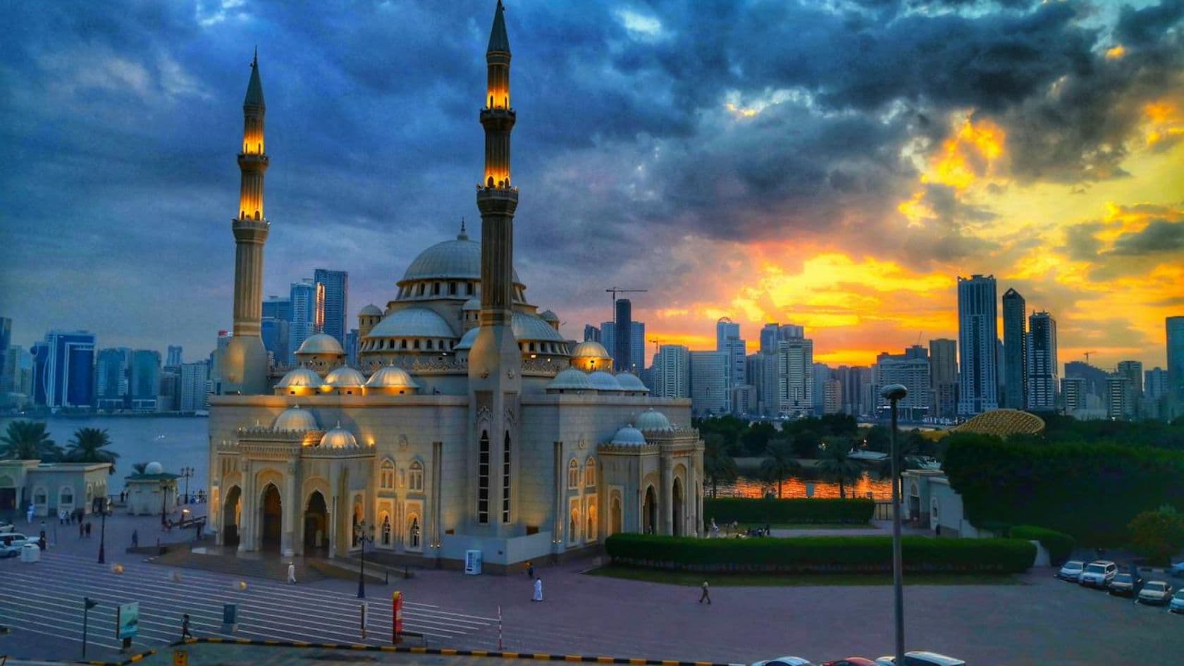 Why Sharjah is the Go-To Place for Authentic Iranian Rugs