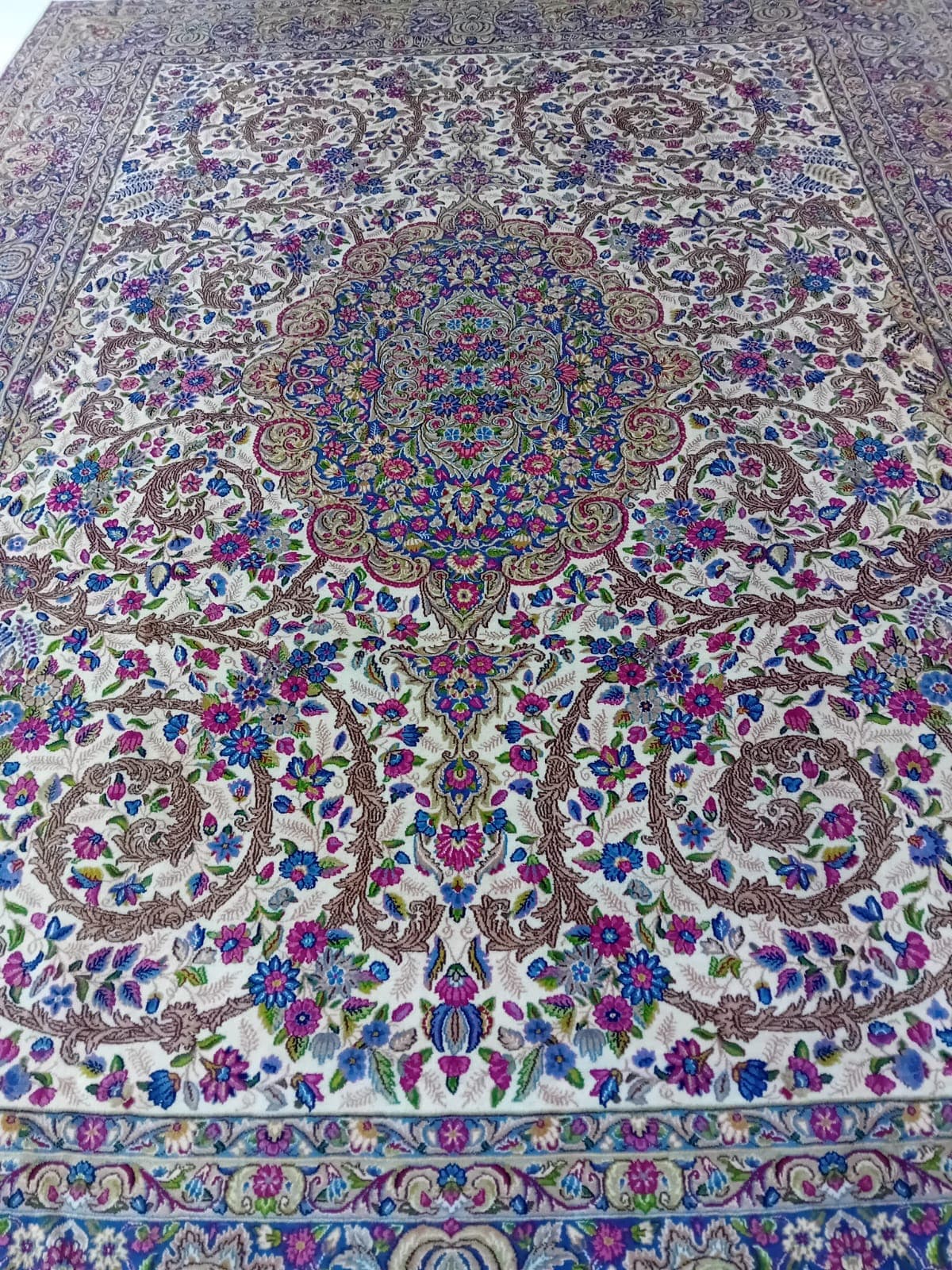 KAHRMAN Carpet: High quality handmade, antique, silk and wool Iranian carpet view 6