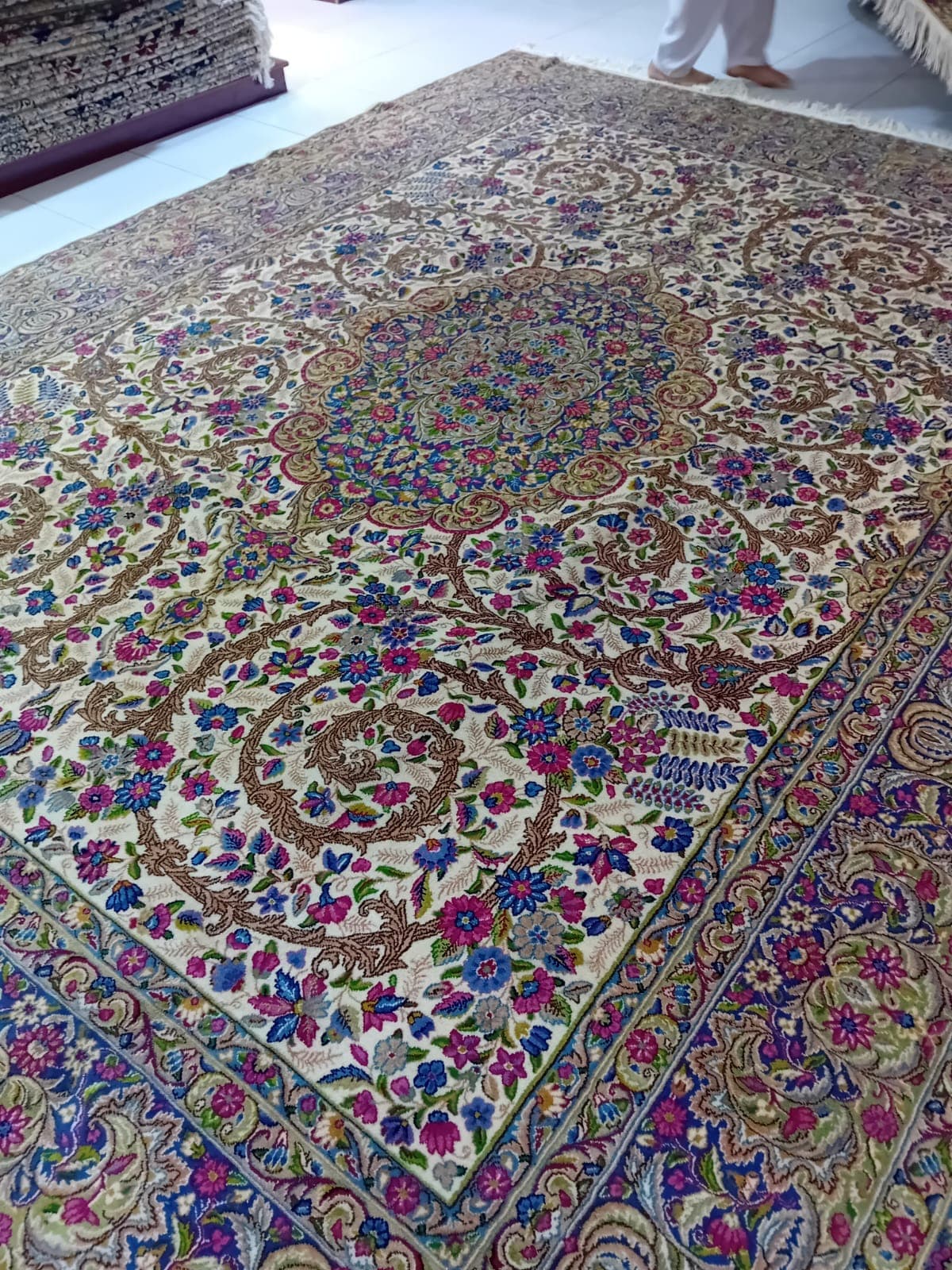 KAHRMAN Carpet: High quality handmade, antique, silk and wool Iranian carpet view 9