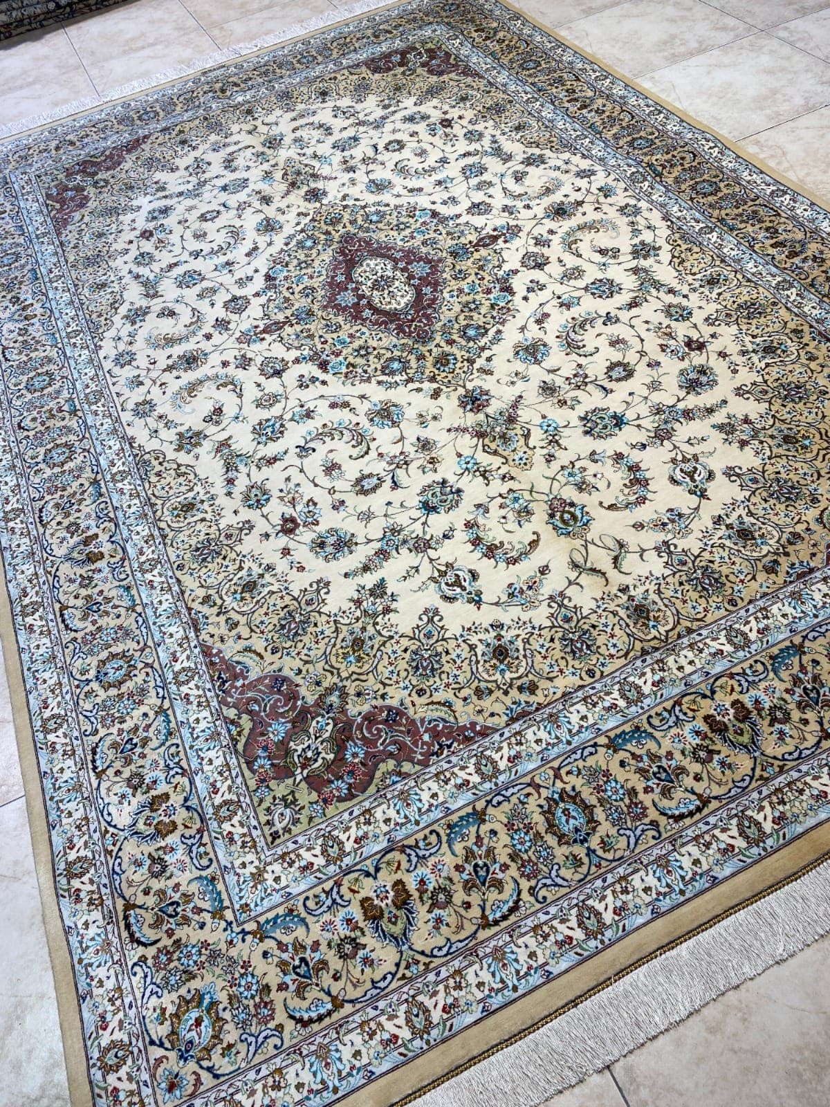 Handmade Iranian Kashan Silk Carpet – 2m x 3m, Elegant Persian Craftsmanship view 2