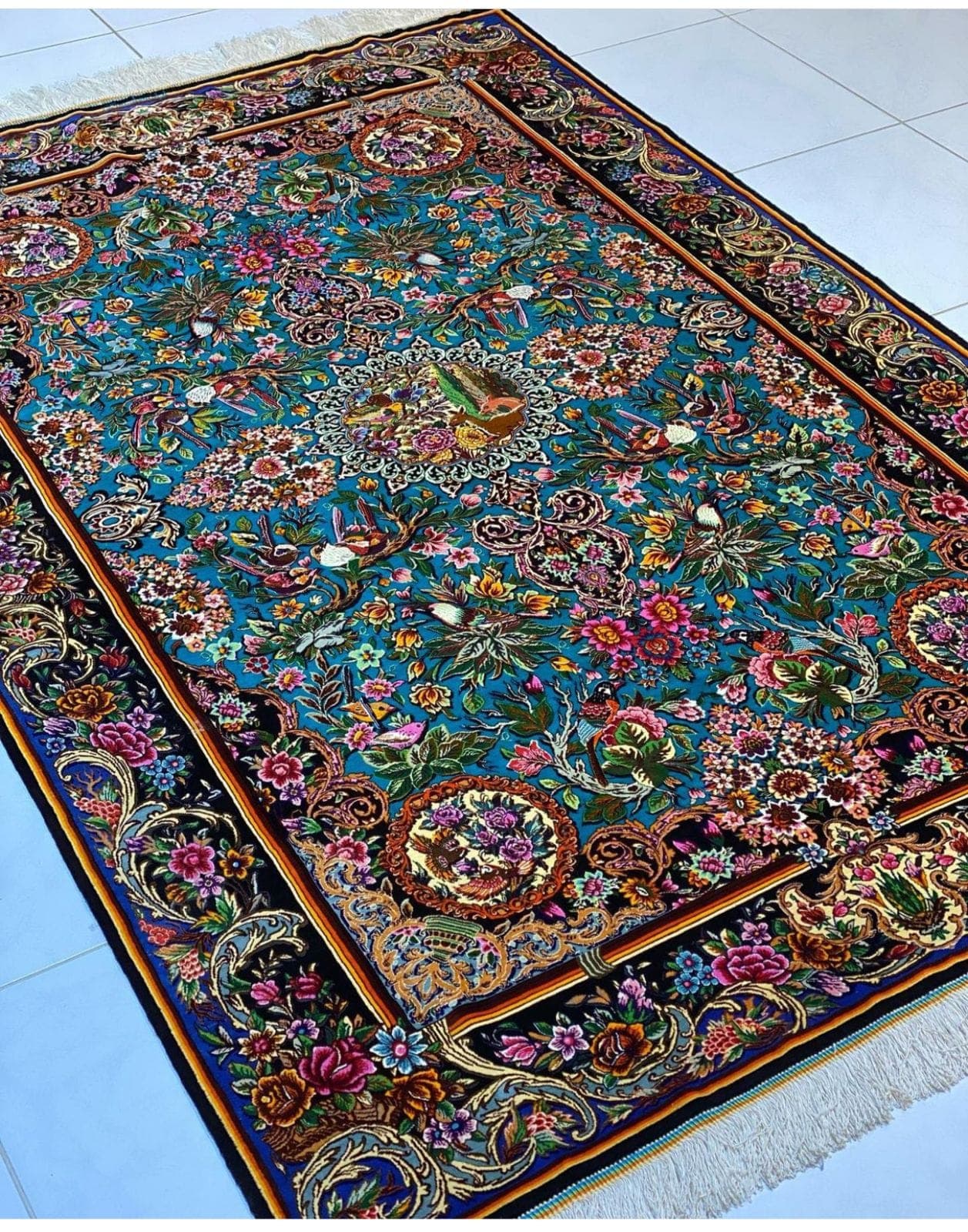 High-Quality Handmade Iranian Qum Carpet – 2.00m x 1.35m, Timeless Persian Elegance view 3