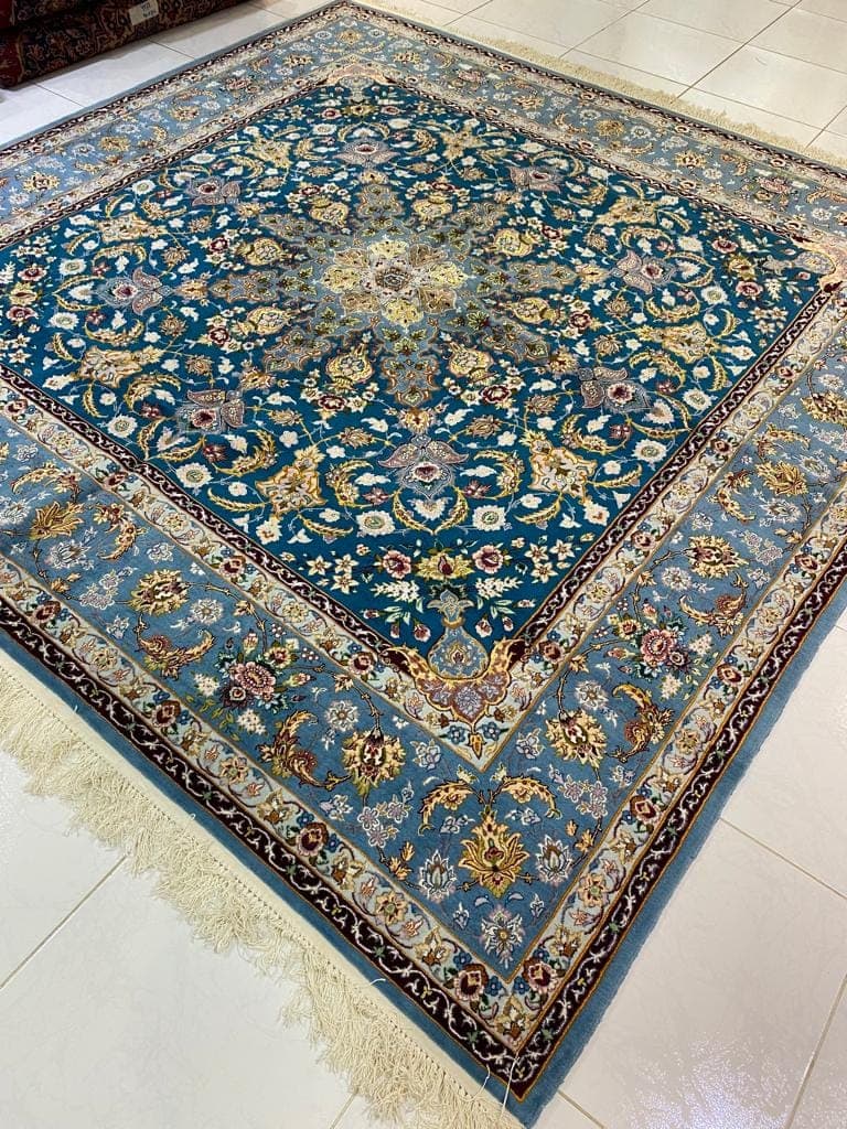Iranian Esfahan Rug (Ref. 3544) – 2.50m x 2.50m, Handmade Persian Elegance view 4